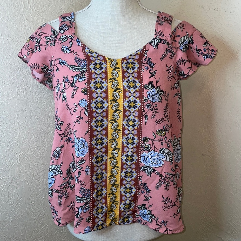 Dina Be Floral Cold Shoulder Top